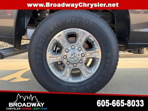 New 2026 RAM 2500 Big Horn AWD/4WD image 10