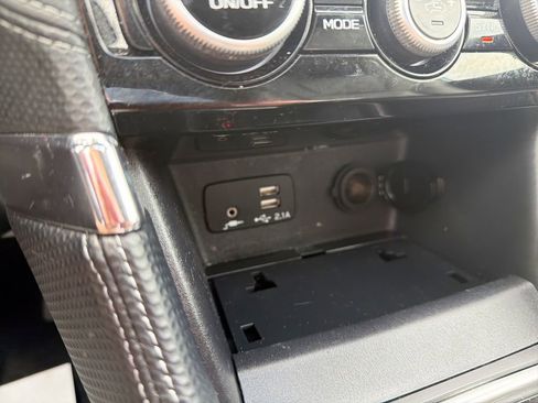 Used 2022 Subaru Forester Touring w/ Popular Package #3 image 29