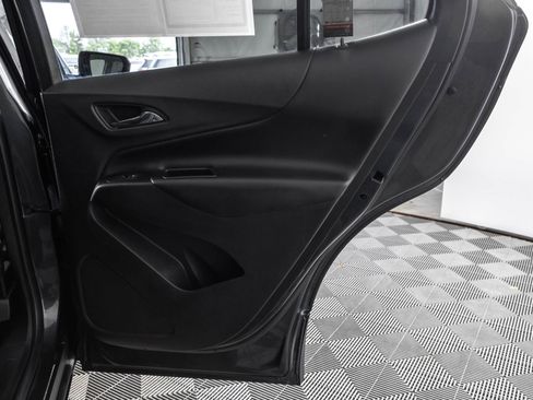 Used 2019 Chevrolet Equinox LT FWD image 40