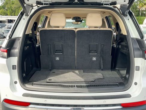 Used 2021 Jeep Grand Cherokee L Limited RWD image 27