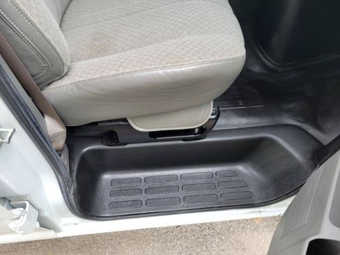 Used 2017 Chevrolet Express 2500 LS RWD image 30