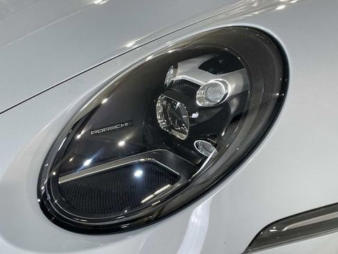 Certified 2024 Porsche 911 Targa 4 image 11