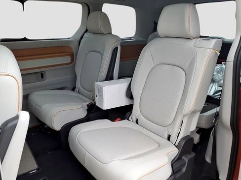 New 2025 Volkswagen ID. Buzz 1st Edition image 11