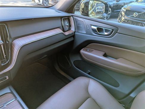 Certified 2023 Volvo XC60 B5 Plus w/ Protection Package Premier image 17