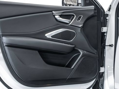 New 2026 Acura RDX SH-AWD image 17