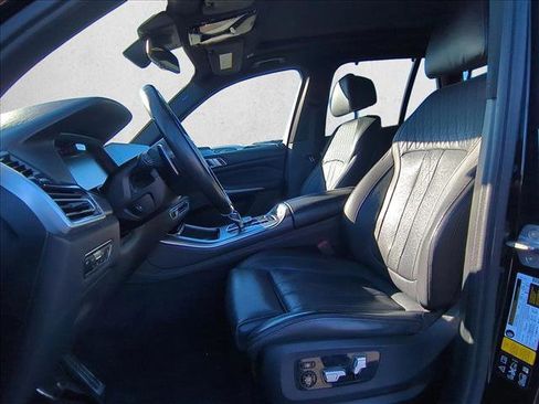 Used 2020 BMW X5 M50i w/ Executive Package image 16