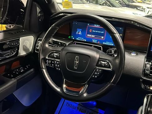 Used 2022 Lincoln Navigator Reserve AWD/4WD image 26
