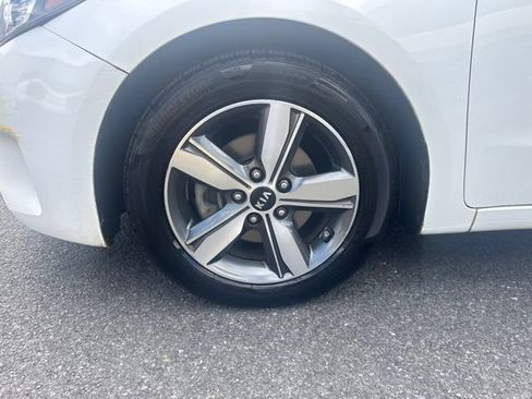 Used 2018 Kia Forte S FWD image 9