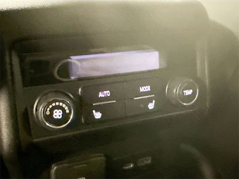 Used 2022 GMC Acadia SLT w/ Preferred Package image 29