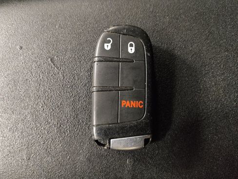 Used 2019 Dodge Journey SE w/ Premium Group image 32