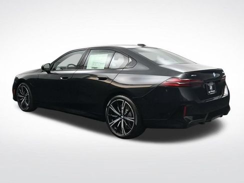 New 2027 BMW 550e xDrive w/ Executive Package AWD/4WD image 7