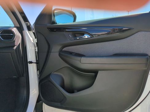 Used 2025 Chevrolet TrailBlazer LT image 32