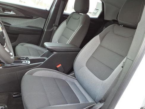 Used 2023 Chevrolet TrailBlazer LT image 11