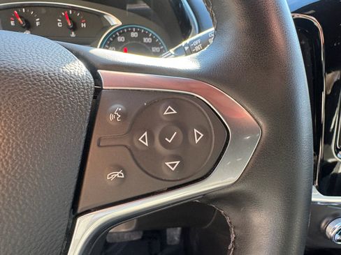 Used 2023 Chevrolet Traverse RS image 20