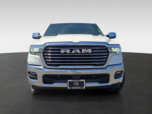 Used 2025 RAM 1500 Laramie AWD/4WD image 2