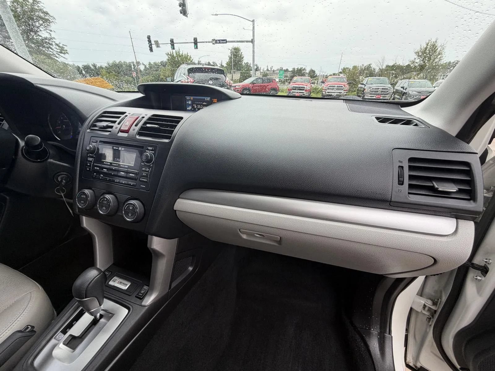 Used 2015 Subaru Forester 2.5i Limited w/ Popular Package #2 AWD/4WD image 14