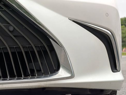 Used 2021 Lexus ES 350 w/ Premium Package FWD image 11