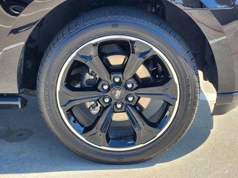 Used 2024 Ford Expedition Limited AWD/4WD image 10
