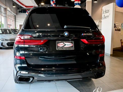 Used 2021 BMW X7 M50i w/ Executive Package image 7
