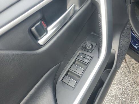 Certified 2025 Toyota RAV4 XLE w/ Convenience Package FWD image 25