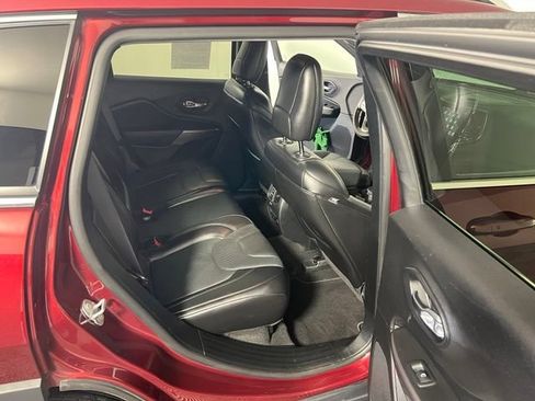 Certified 2020 Jeep Cherokee Limited AWD/4WD image 32