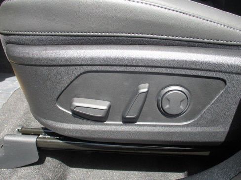 New 2025 Kia Sorento S w/ Panoramic Sunroof Package image 18