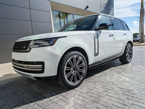 New 2026 Land Rover Range Rover SE AWD/4WD image 1