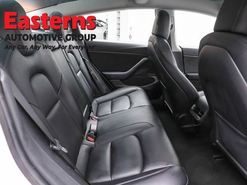 Used 2021 Tesla Model 3 Standard Range Plus image 20