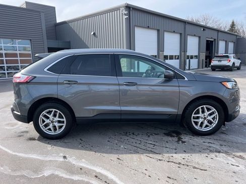 Certified 2024 Ford Edge SEL w/ Convenience Package image 4