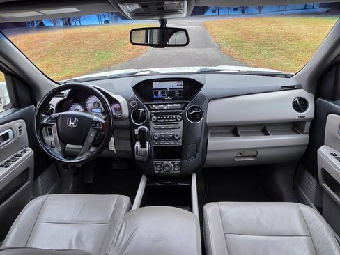 Used 2015 Honda Pilot Touring image 20