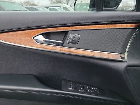 Used 2018 Lincoln MKX Reserve w/ Lincoln MKX Climate Package image 18