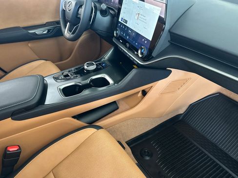 Used 2024 Lexus RZ 300e Premium w/ Technology Package image 13