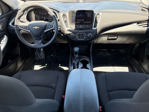 Used 2024 Chevrolet Malibu LT FWD image 28