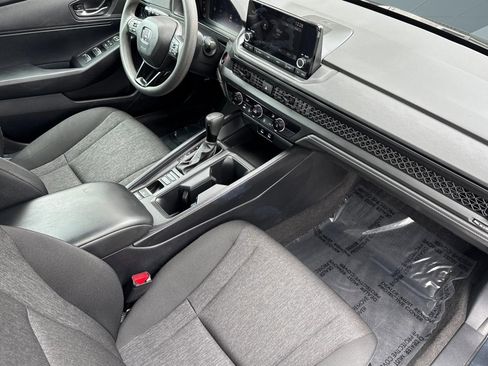 Certified 2023 Honda Accord LX image 31