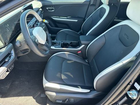 New 2026 Kia K4 GT-Line FWD image 9