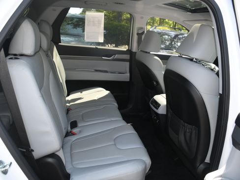 Used 2021 Hyundai Palisade SEL w/ Cargo Package FWD image 21