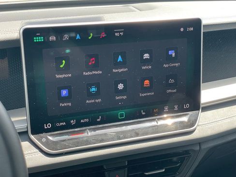 Certified 2025 Volkswagen Tiguan SE AWD/4WD image 21