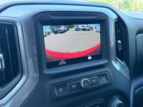 Used 2021 Chevrolet Silverado 1500 Custom Trail Boss w/ LPO, Dark Essentials Package AWD/4WD image 16