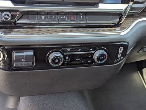 Used 2024 Chevrolet Silverado 2500 LT image 28