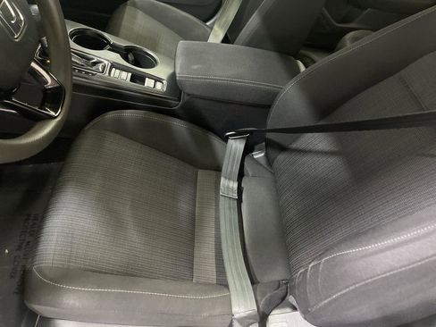 Used 2022 Honda Civic LX image 11