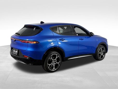 Used 2024 Alfa Romeo Tonale Ti AWD/4WD image 4