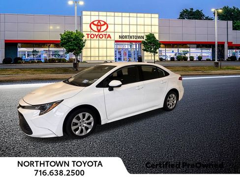 Used 2024 Toyota Corolla LE FWD image 1