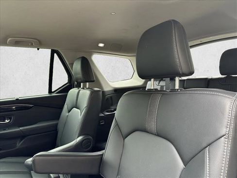 Used 2023 Honda Pilot EX-L image 24