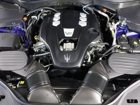 Used 2022 Maserati Levante GT image 24