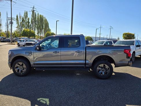 New 2025 Ford F150 Lightning Flash image 8