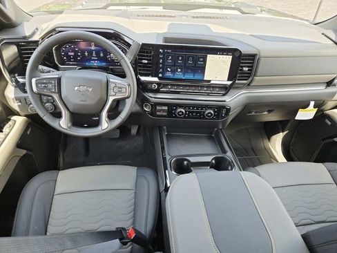 New 2026 Chevrolet Silverado 2500 ZR2 w/ LPO, Dark Essentials Package AWD/4WD image 7