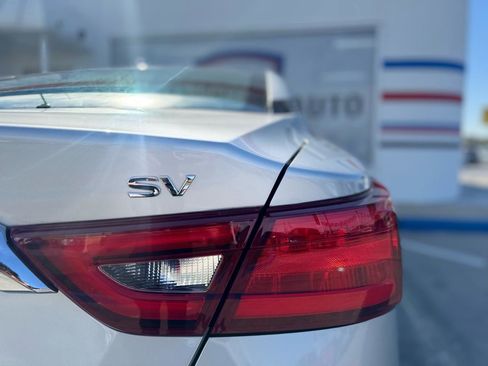 Used 2018 Nissan Maxima 3.5 SV image 24