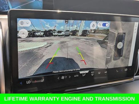 Used 2025 Ford Expedition Active AWD/4WD image 25