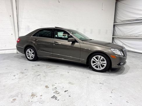 Used 2011 Mercedes-Benz E 350 Sedan image 7