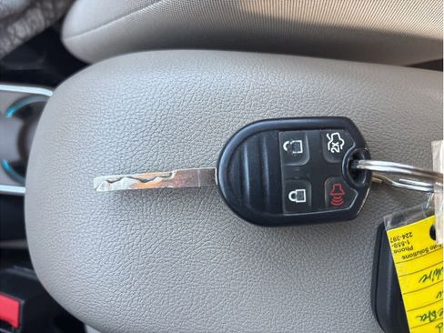 Used 2018 Ford Fiesta SE image 10